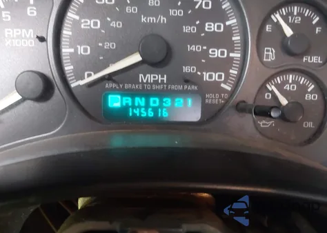 2002 Chevrolet Silverado 1500 z USA, uszkodzony, nr VIN 1GCEK14T32Z255752